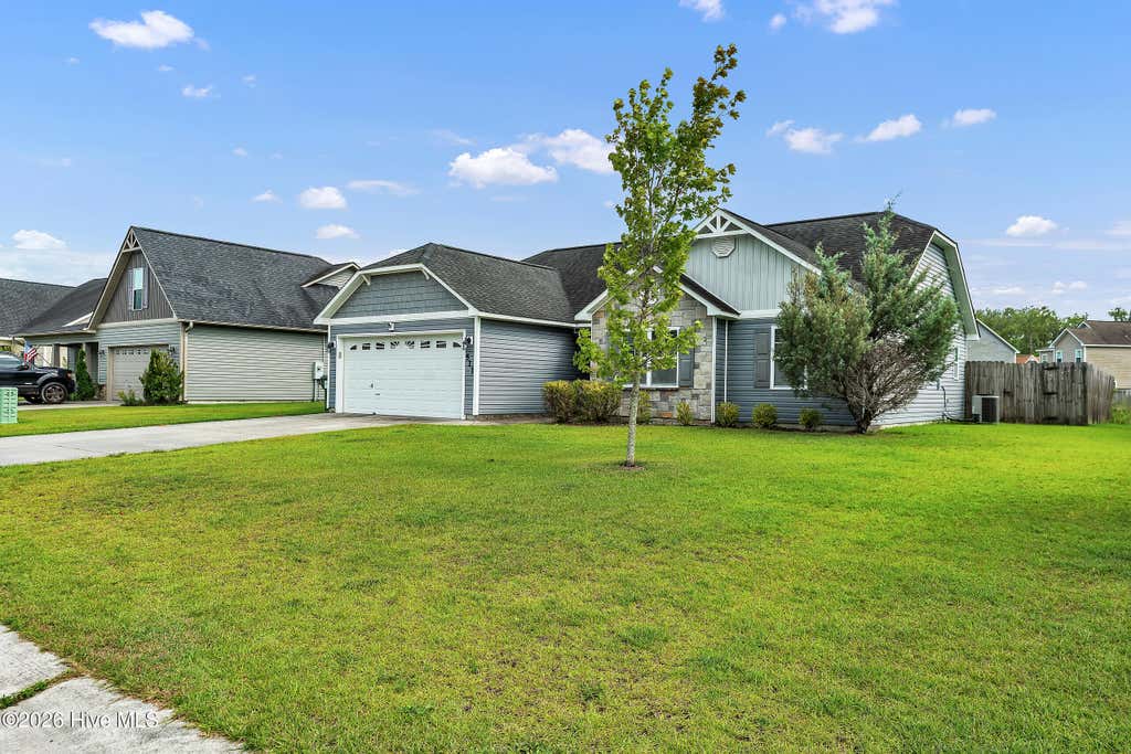 Photo of 511 New Hanover Trail, Jacksonville, NC 28546 (MLS # 100589286)