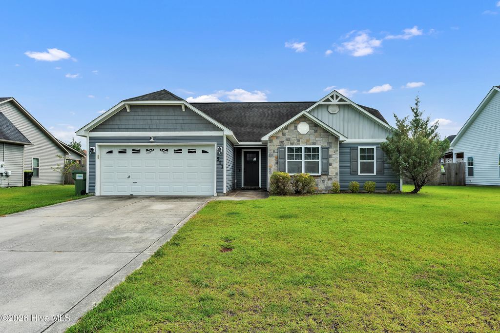 Photo of 511 New Hanover Trail, Jacksonville, NC 28546 (MLS # 100589286)
