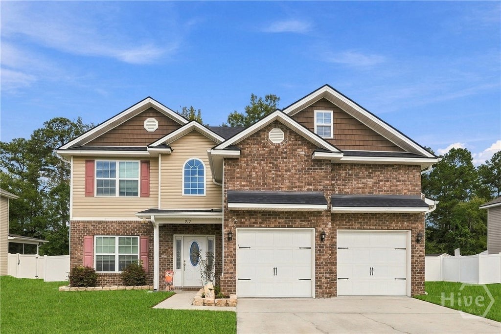 Photo of 917 Oak Crest Drive, Hinesville, GA 31313 (MLS # SA367255)
