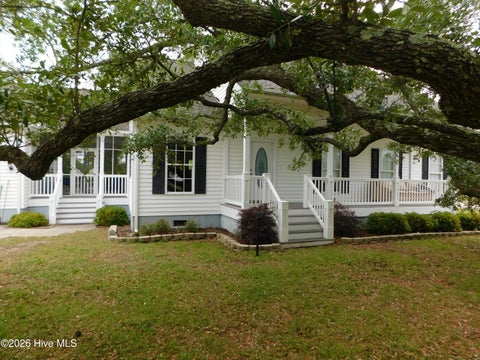 Homes For Rent - 107 Beacon Street<br/> Harkers Island, NC 28531