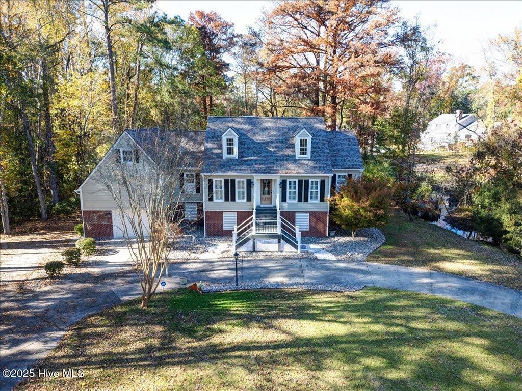 Photo of 3302 Country Club Road, Trent Woods, NC 28562 (MLS # 100542713)
