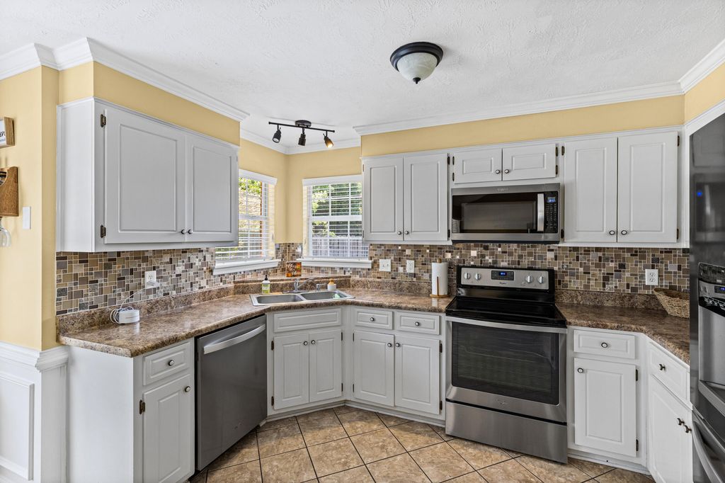 Photo of 814 Stoneview Drive, Grovetown, GA 30813 (MLS # 555541)