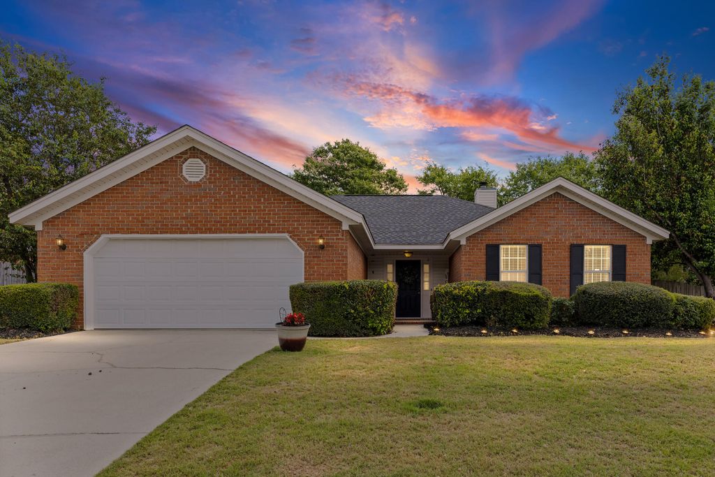 Photo of 814 Stoneview Drive, Grovetown, GA 30813 (MLS # 555541)