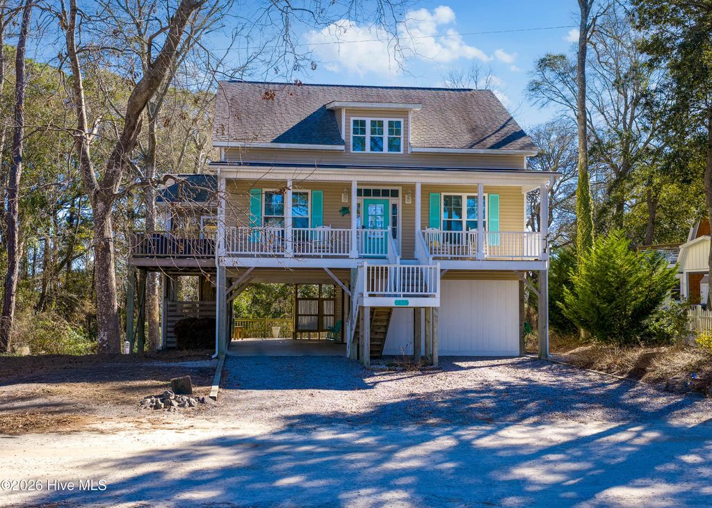 Photo of 1679 Hemingway Drive SW, Ocean Isle Beach, NC 28469 (MLS # 100551312)