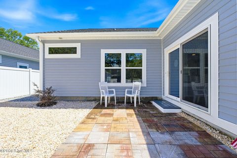 Tiny photo for 121 NW 12th Street, Oak Island, NC 28465 (MLS # 100569272)