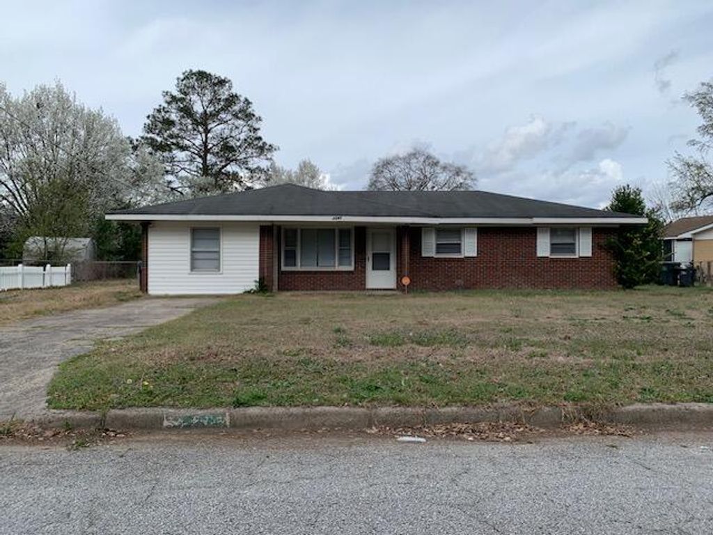 Photo of 3341 Fashion Drive, Augusta, GA 30906 (MLS # 553080)