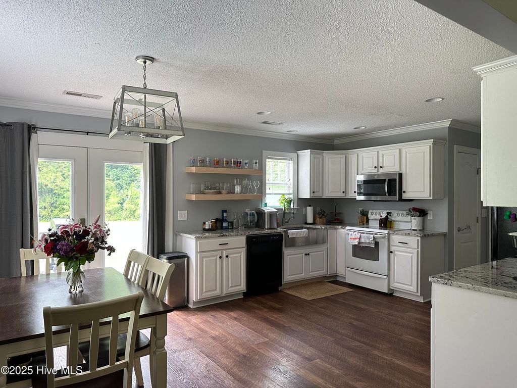 Photo of 110 Aaron Court, Burgaw, NC 28425 (MLS # 100522873)