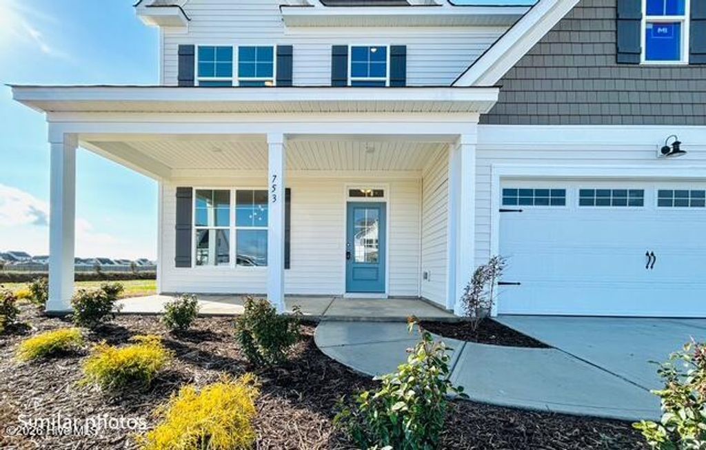 Photo of 753 Aria Lane, Hubert, NC 28539 (MLS # 100553886)