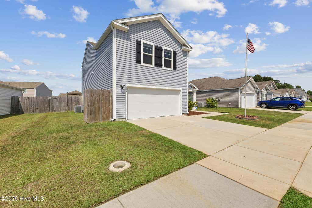 Photo of 624 Avington Lane NE, Leland, NC 28451 (MLS # 100587659)