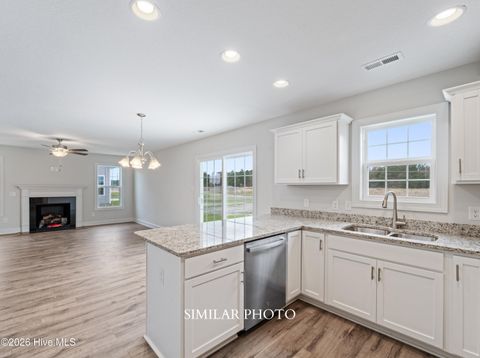 Tiny photo for 755 Regiment Road, Jacksonville, NC 28546 (MLS # 100563067)