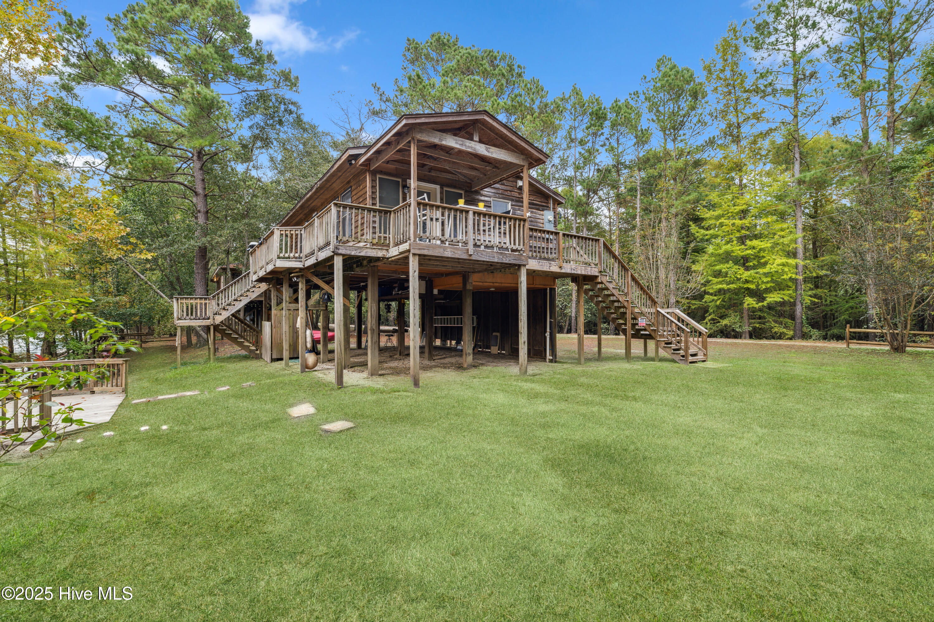 789 River Bend Drive