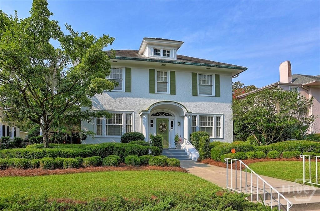 Photo of 133 E 50th Street, Savannah, GA 31405 (MLS # SA361890)