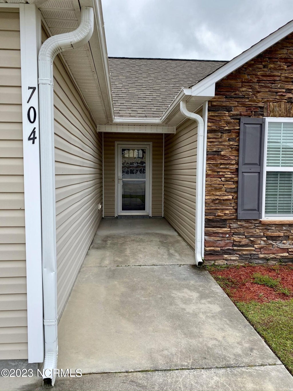 Photo of 704 Radiant Drive, Jacksonville, NC 28546 (MLS # 100582335)