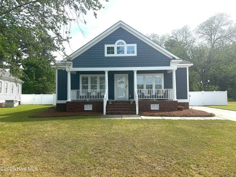 Homes For Sale - 3005 Canal Drive<br/> Wilson, NC 27896