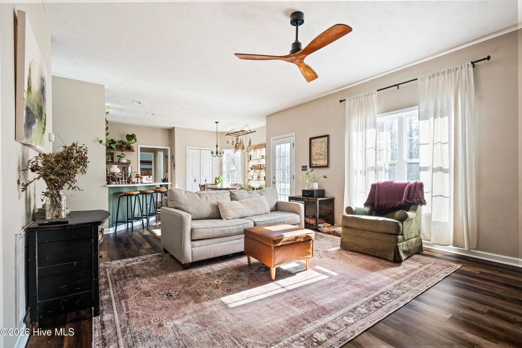 Photo of 226 Middle Ridge Drive, Hubert, NC 28539 (MLS # 100556314)