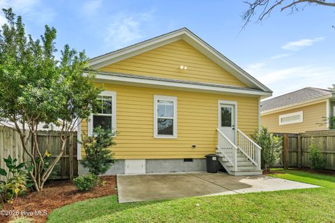 Tiny photo for 512 S 18th Street, Wilmington, NC 28403 (MLS # 100559933)