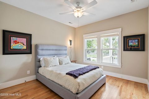 Tiny photo for 512 S 18th Street, Wilmington, NC 28403 (MLS # 100559933)