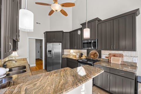 Tiny photo for 707 N Green Tee Road, Hampstead, NC 28443 (MLS # 100610364)