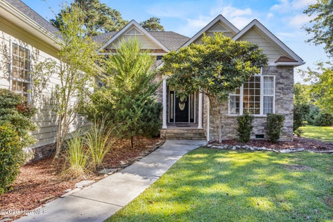 Tiny photo for 707 N Green Tee Road, Hampstead, NC 28443 (MLS # 100610364)