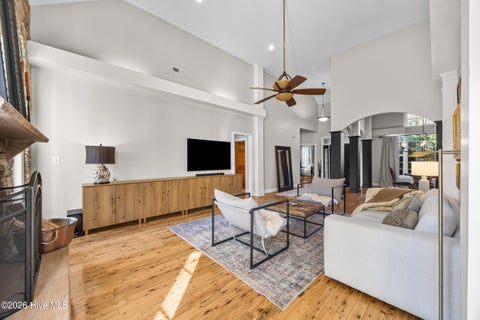 Tiny photo for 707 N Green Tee Road, Hampstead, NC 28443 (MLS # 100610364)