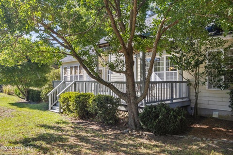 Tiny photo for 707 N Green Tee Road, Hampstead, NC 28443 (MLS # 100610364)