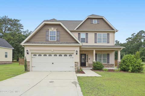 Homes For Sale - 200 Wedgefield Circle<br/> Maple Hill, NC 28454