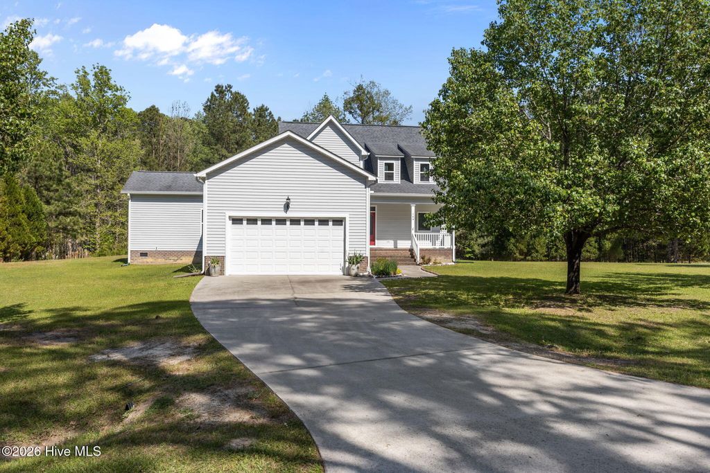 Photo of 164 Bay View Drive, Chocowinity, NC 27817 (MLS # 100568082)