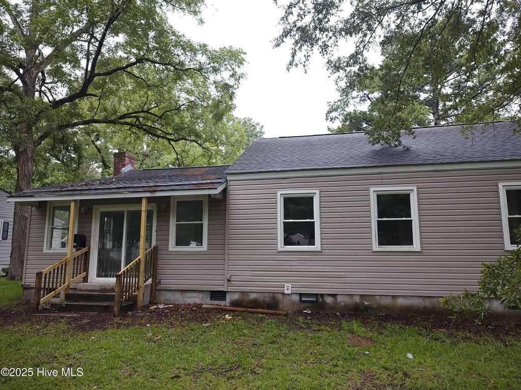 Photo of 515 Jefferson Avenue, New Bern, NC 28560 (MLS # 100582261)