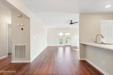 Tiny photo for 906 Litchfield Way #L, Wilmington, NC 28405 (MLS # 100543114)