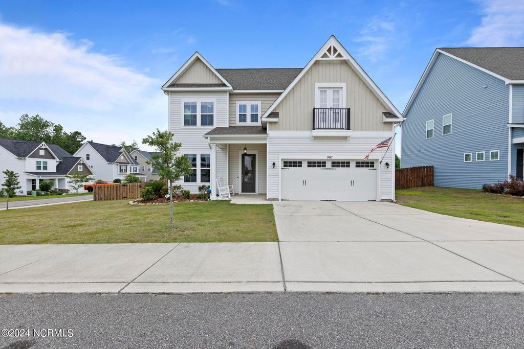 Photo of 907 W Arboria Drive, Hampstead, NC 28443 (MLS # 100567760)