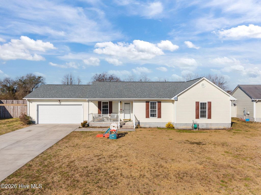 Photo of 104 Eva Koonce Lane, Richlands, NC 28574 (MLS # 100554153)