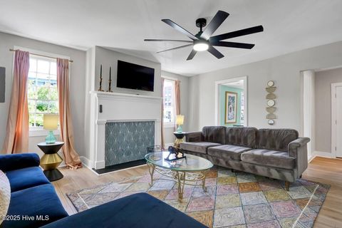 Tiny photo for 317 N 4th Street, Wilmington, NC 28401 (MLS # 100542130)