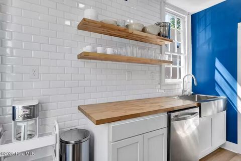 Tiny photo for 317 N 4th Street, Wilmington, NC 28401 (MLS # 100542130)