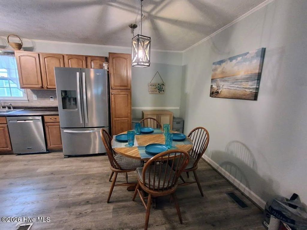 Photo of 11 Fayetteville Road, Elizabethtown, NC 28337 (MLS # 100569132)