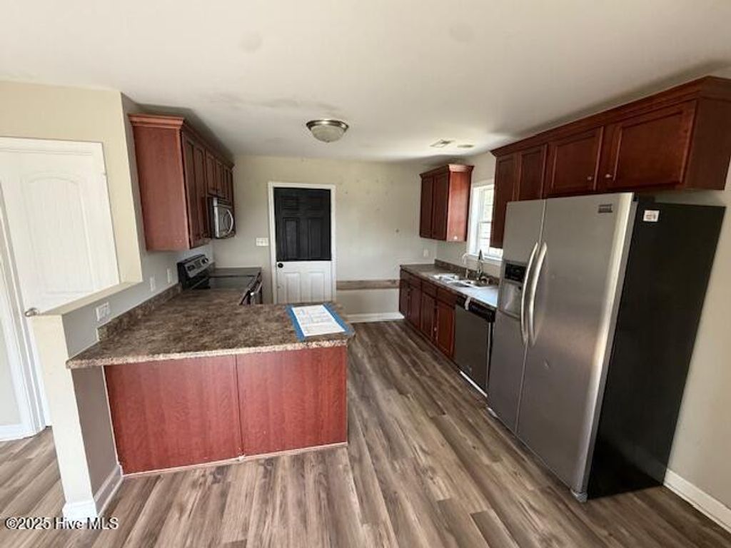 Photo of 264 Inverness Drive, Hubert, NC 28539 (MLS # 100543789)