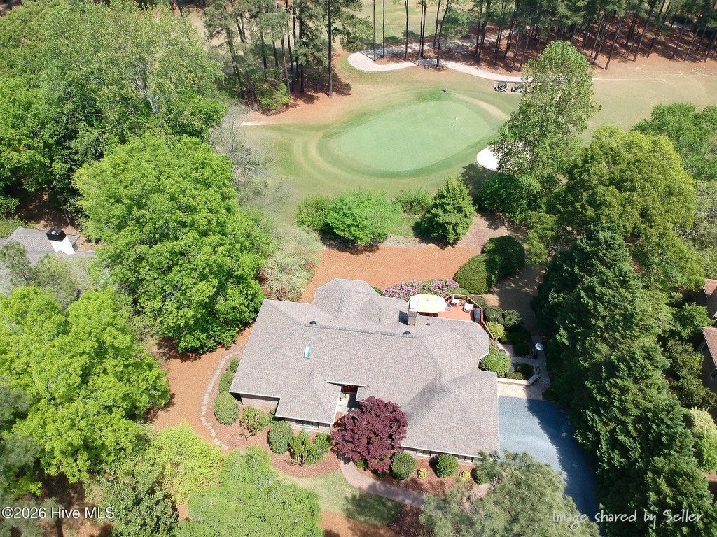 Photo of 18 Halkirk Drive, Pinehurst, NC 28374 (MLS # 100569992)