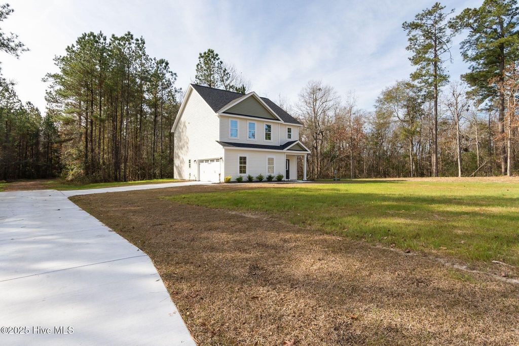 Photo of 211 Brighttown Road, Maysville, NC 28555 (MLS # 100507215)