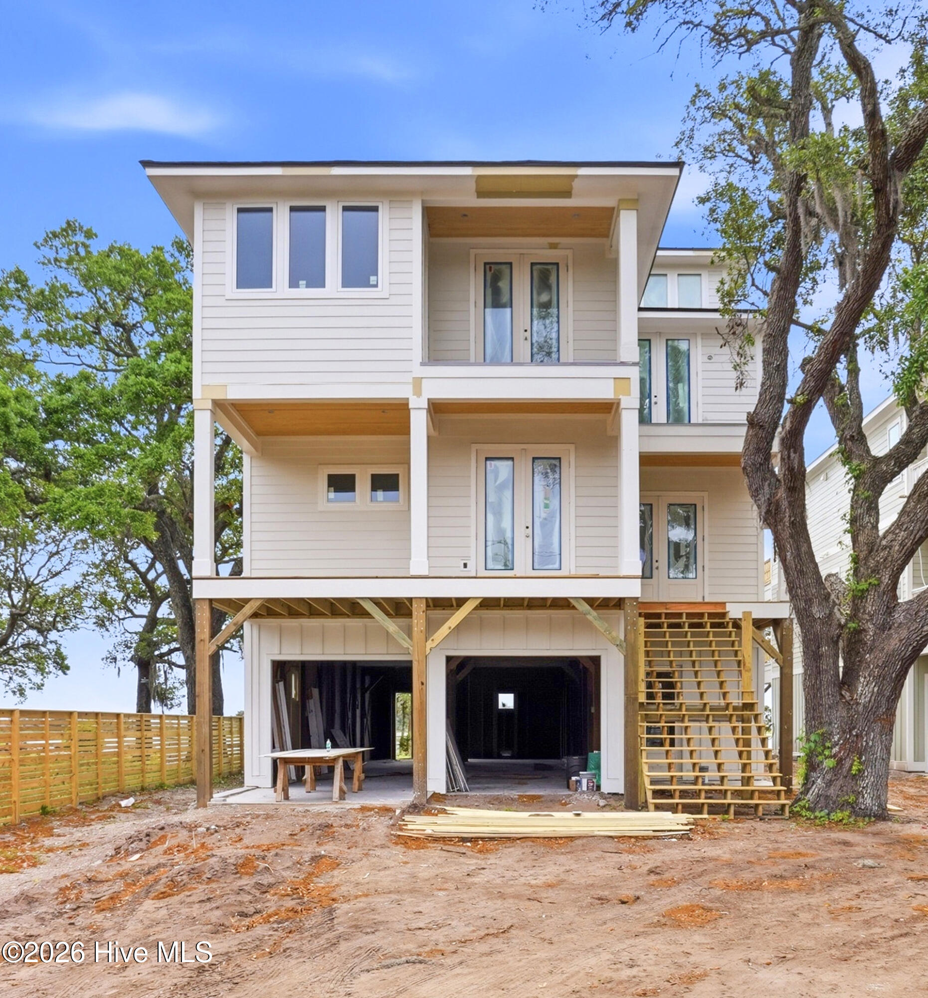 1132 S Seabreeze Road