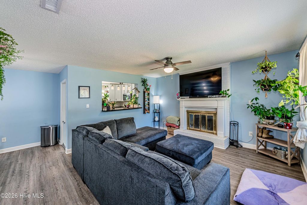 Photo of 408 Cardinal Road, Jacksonville, NC 28546 (MLS # 100573215)