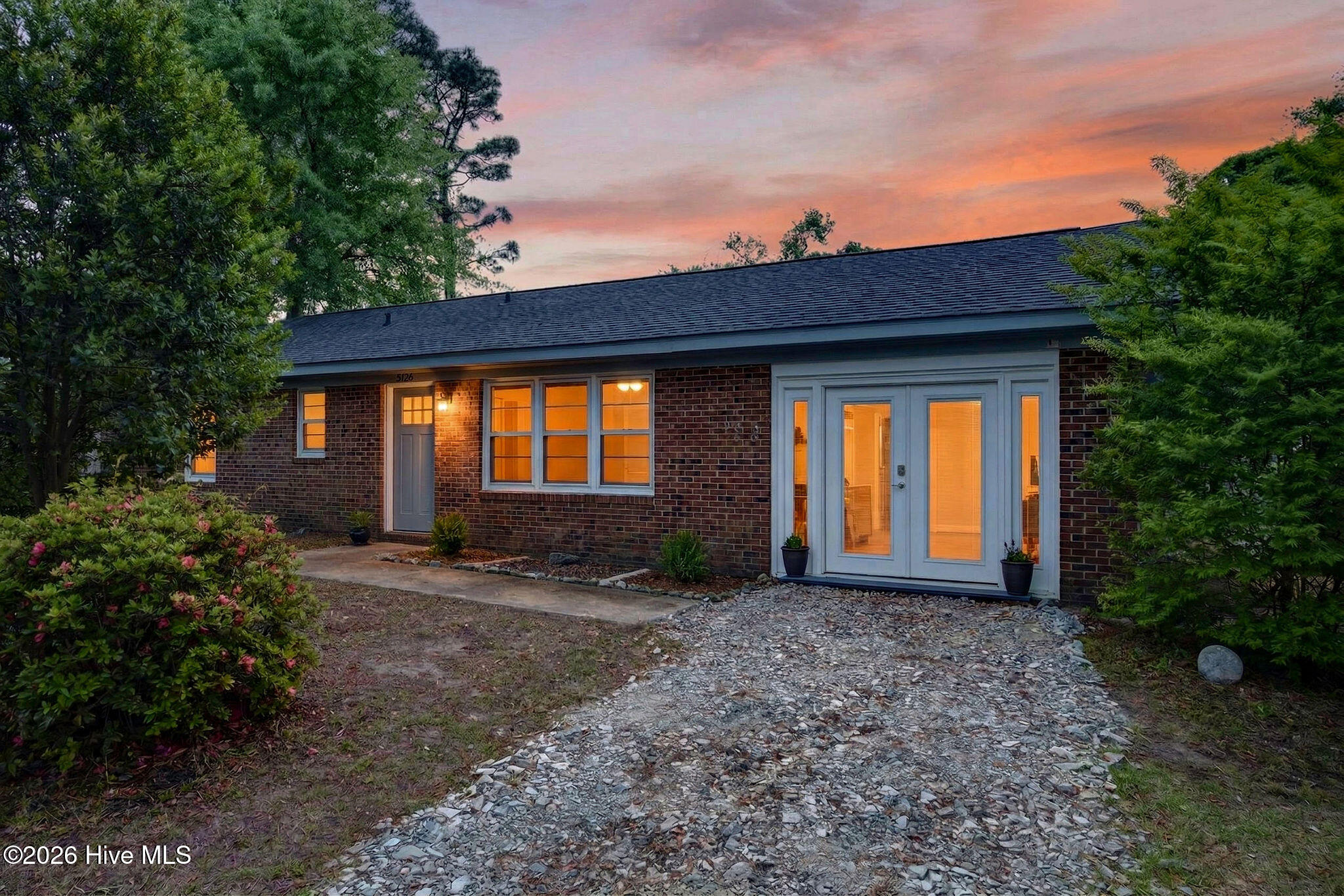 5126 Lord Byron Road