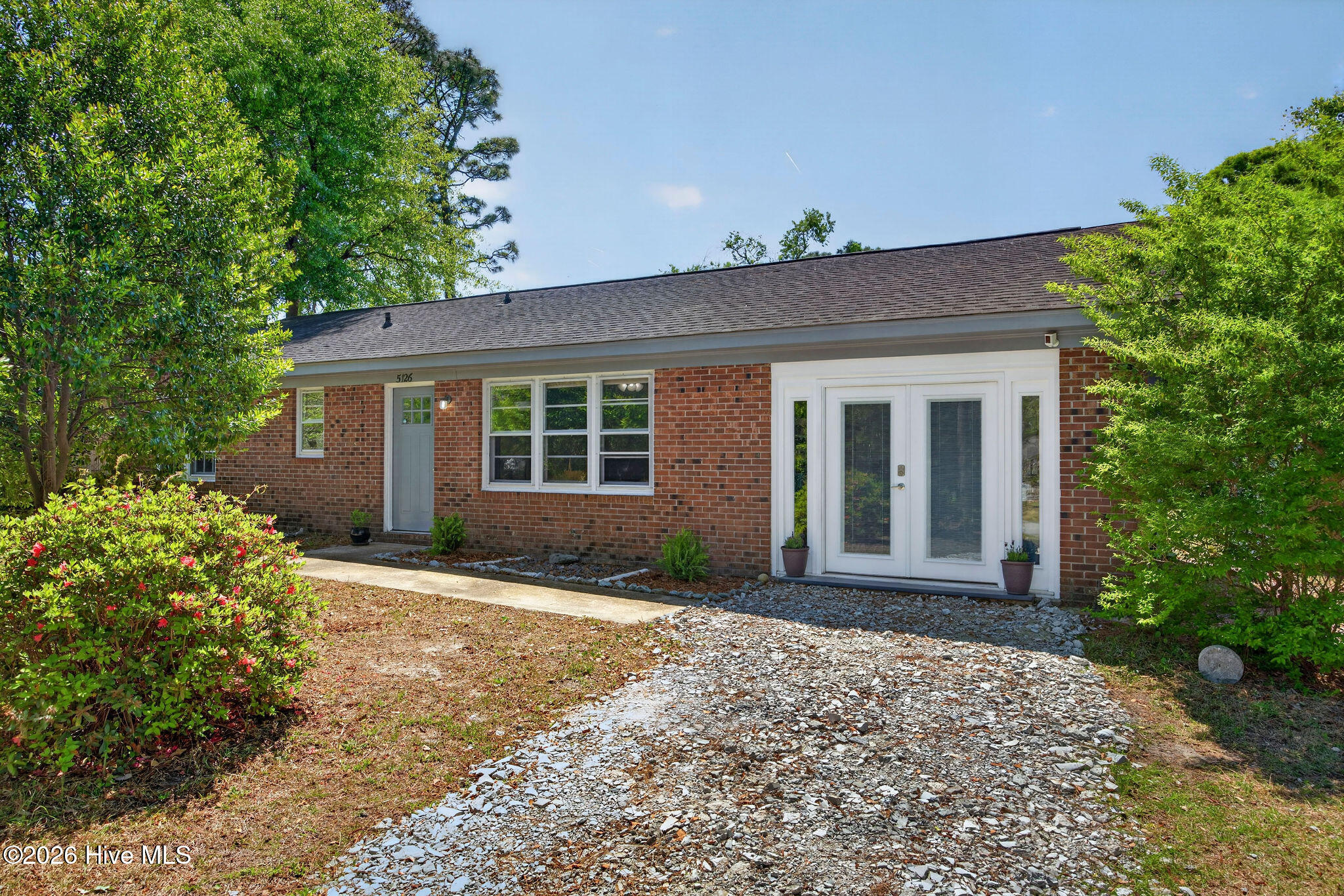 5126 Lord Byron Road