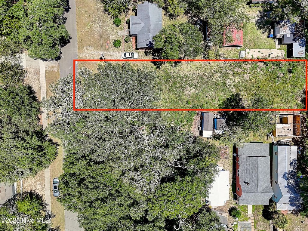 Photo of 205 W Leonard Street, Southport, NC 28461 (MLS # 100521668)