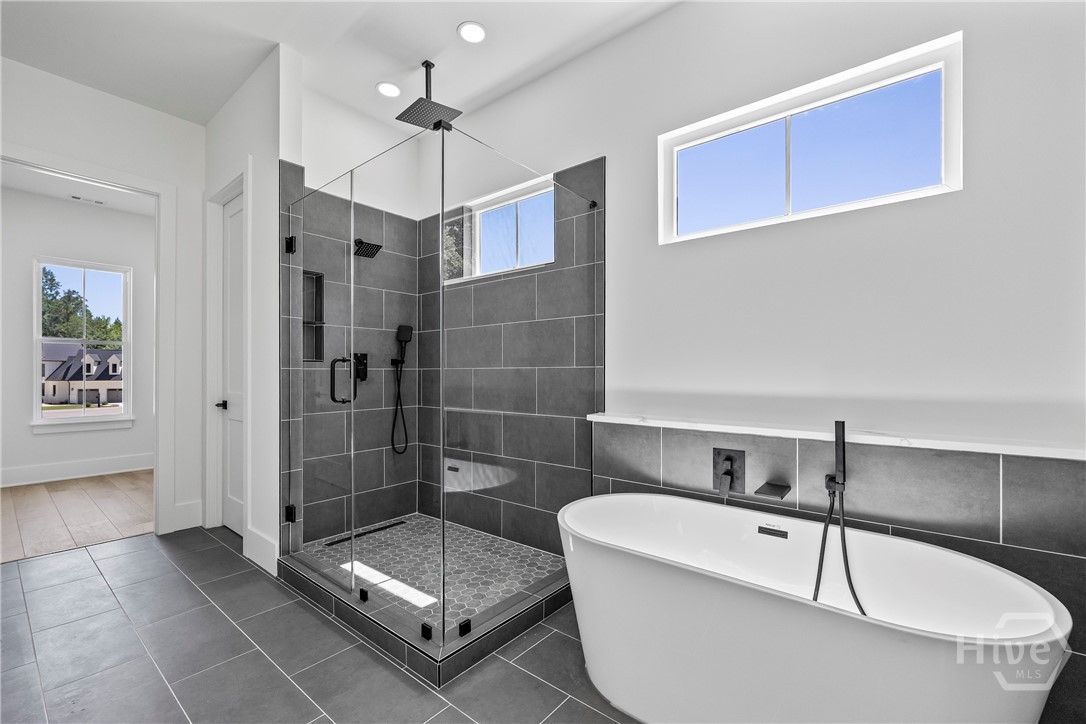 205 Chariot Court