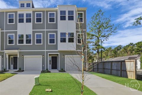 Townhouse For Sale - 37 Towne Park Court<br/> Rincon, GA 31326