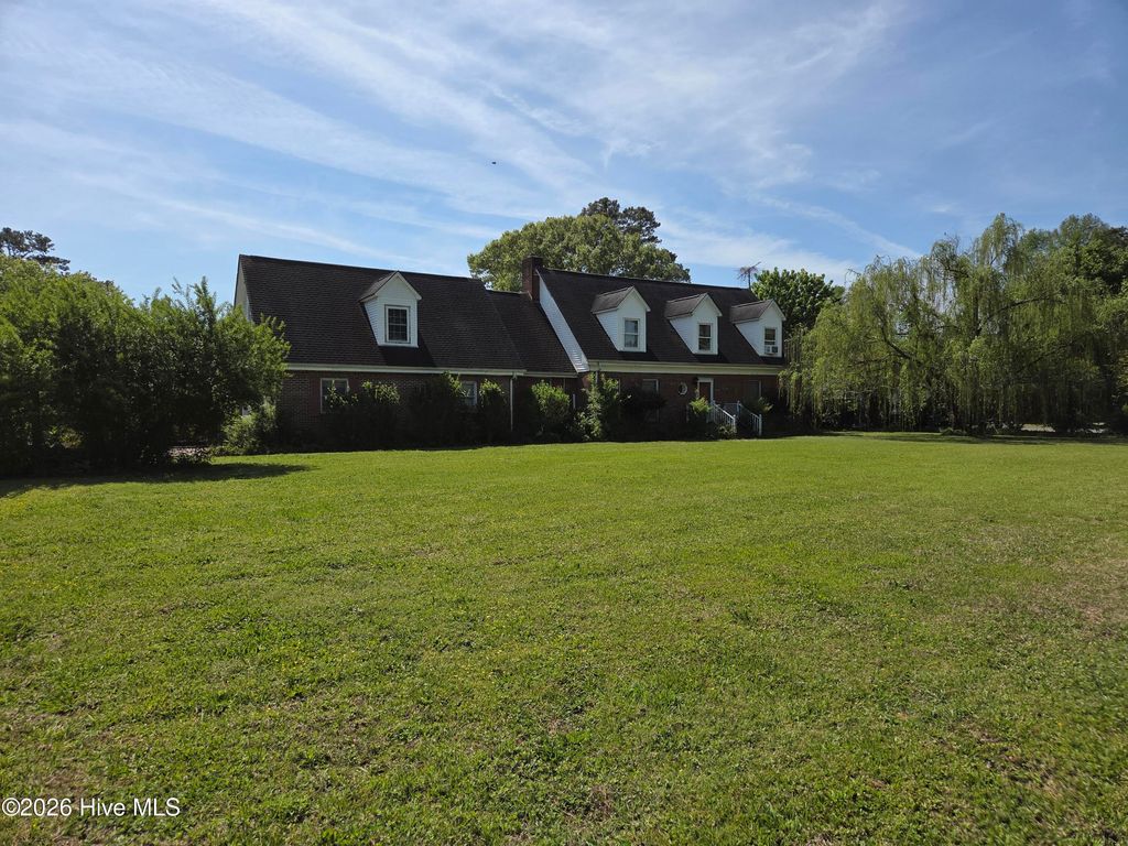 Photo of 102 Miller Lane, Elizabeth City, NC 27909 (MLS # 100567061)