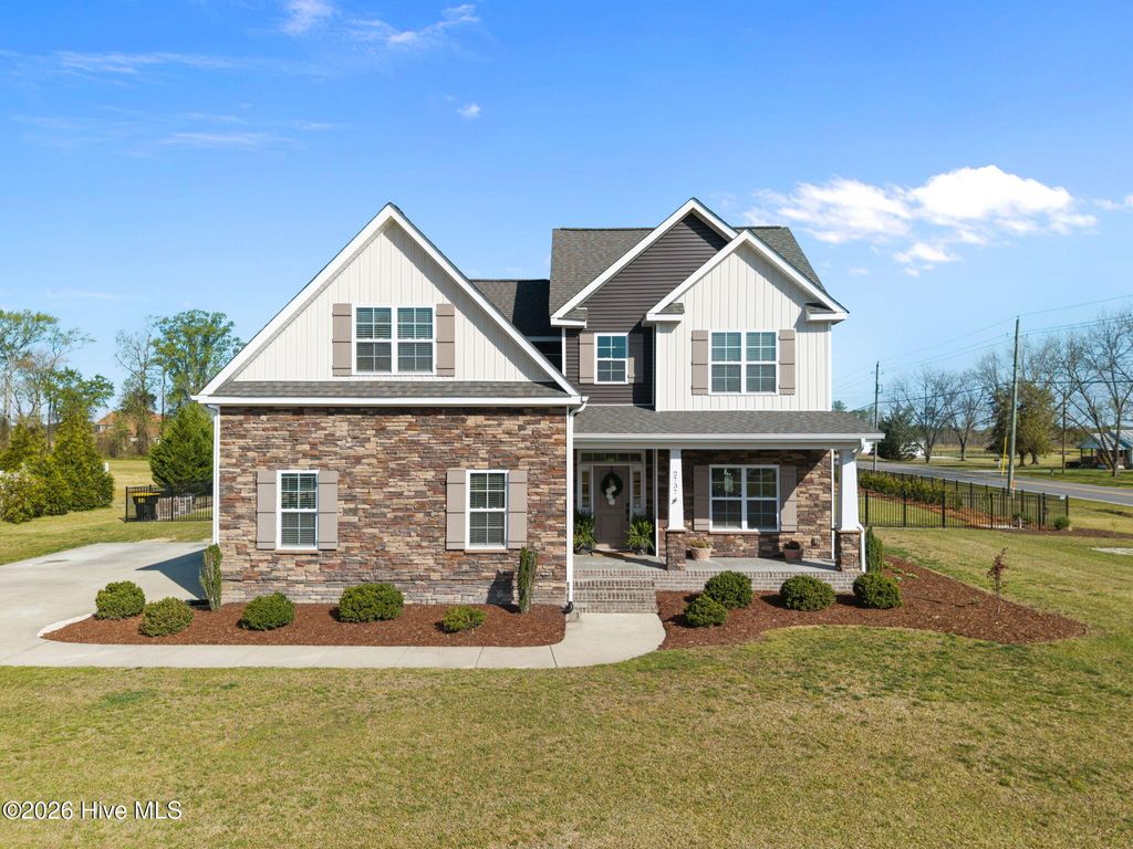 Photo of 2737 Cox Farm Road, Greenville, NC 27858 (MLS # 100565404)