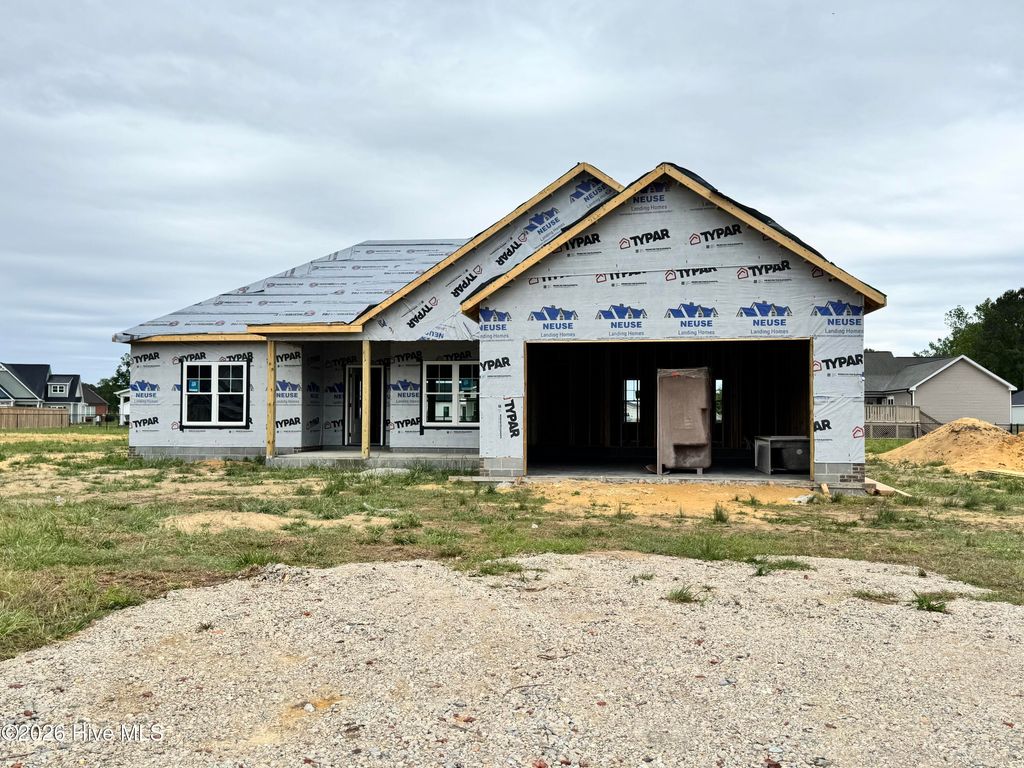 Photo of 3731 Chatsworth Drive, La Grange, NC 28551 (MLS # 100568992)