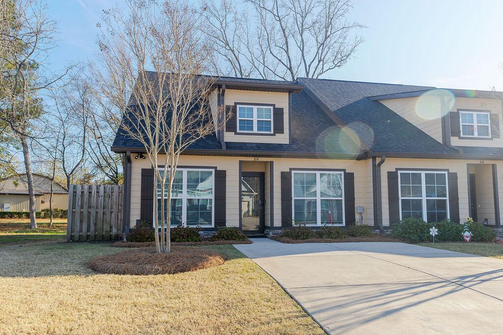 Photo of 314 Bordeaux Drive, Thomson, GA 30824 (MLS # 550147)