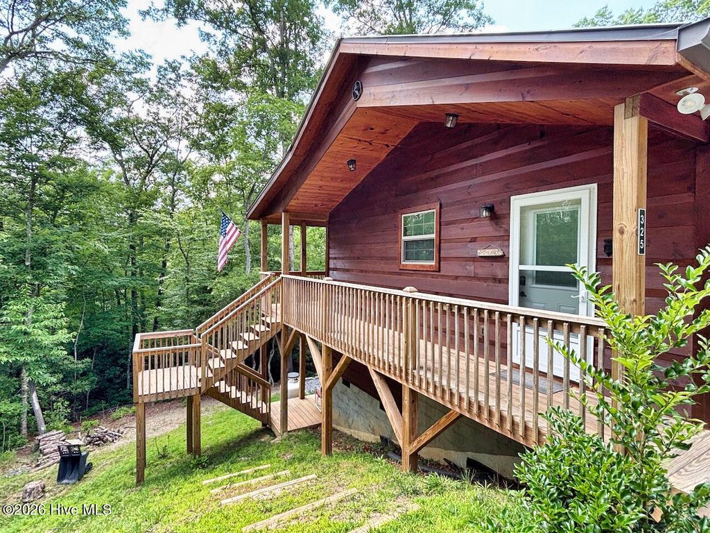 Photo of 325 Dawsons Lane, Murphy, NC 28906 (MLS # 100587654)