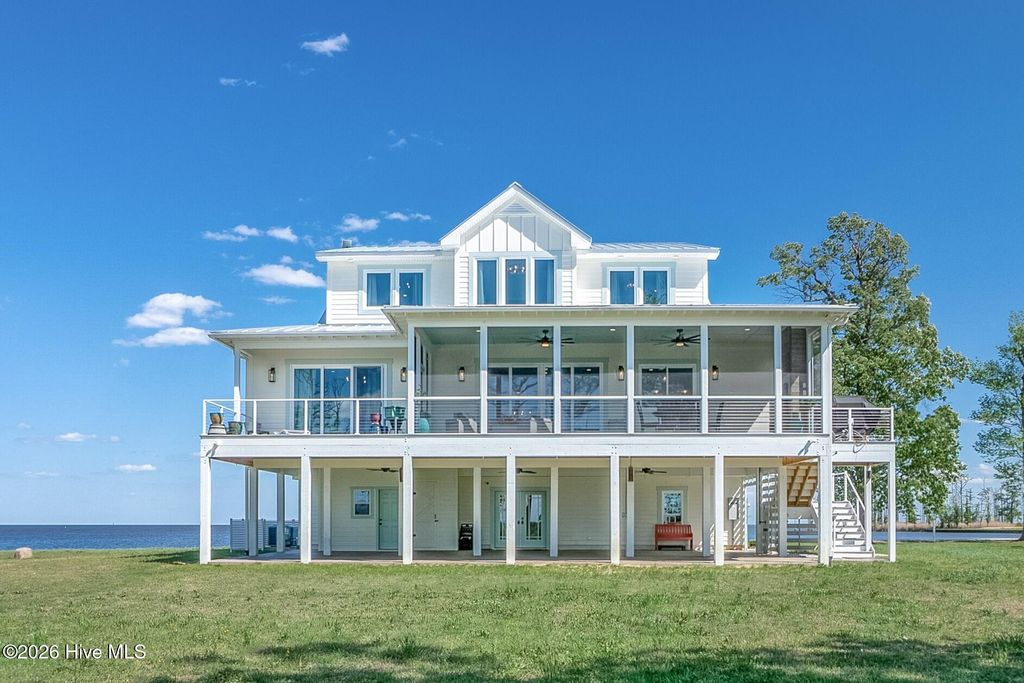 Photo of 333 N Island Crossing, Edenton, NC 27932 (MLS # 100558301)